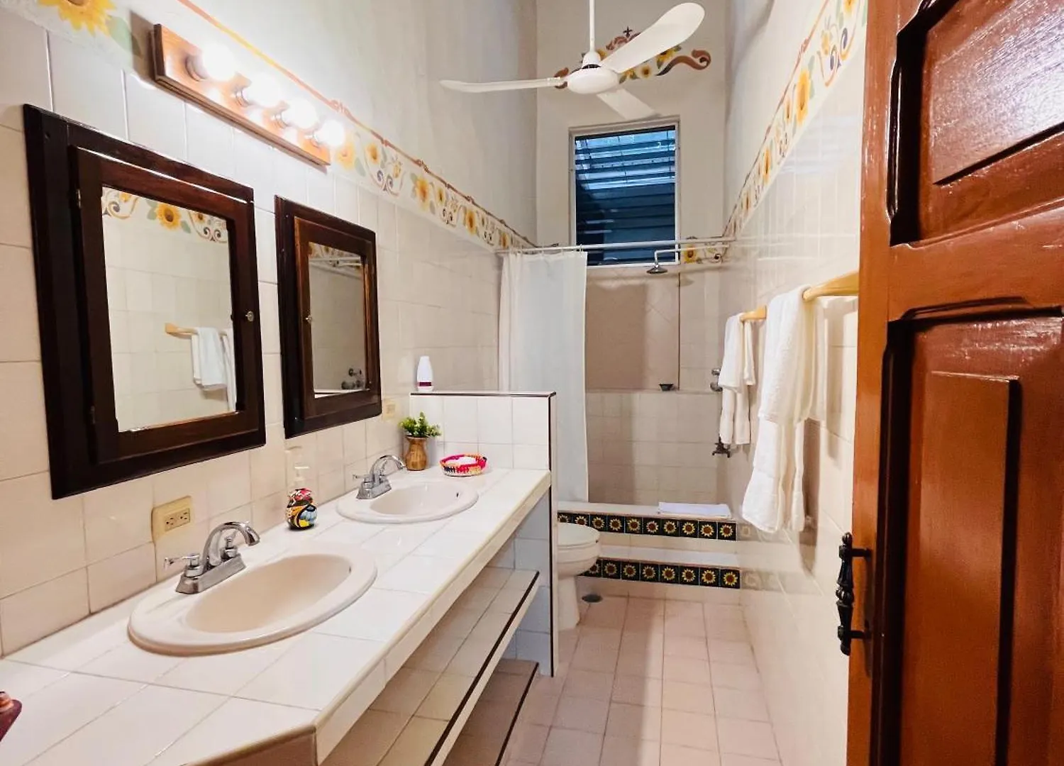 Casa Tres Colibries Acomodação com café da manhã Mérida
